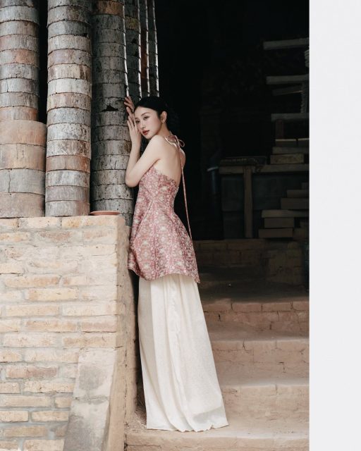 Vũ Phương Anh - Mong môi em nở nụ cười Mong em sống tốt cuộc đời của em Photographer…