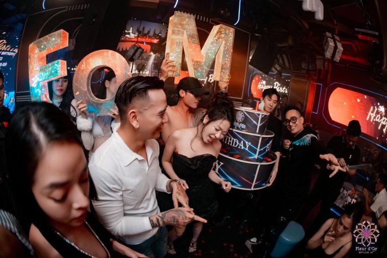 Nguyễn Linh Linh - Một đêm diễn cuối năm thật trọn vẹn tại Fleur d'Or - Space X Hải…