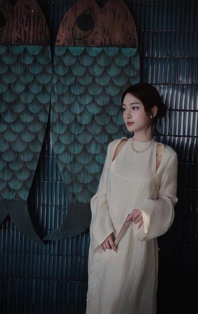 Thảo Uyênn - Ẻm đã gia nhập đường đua áo dài
