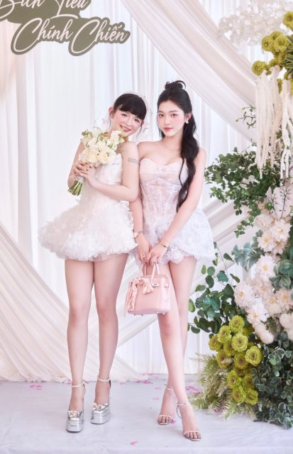 Trần Bích Triều Tiên - Cổ lấy chồng rồii.. Chúc Bạn trăm năm hạnh phúc nha Miuu Sann
