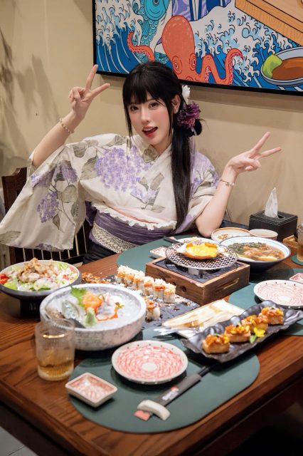 UNa To Uyen - Cùng vk iu Una trải nghiệm bữa ăn đậm chất Nhựt Bổn tại Shiin Sushi…