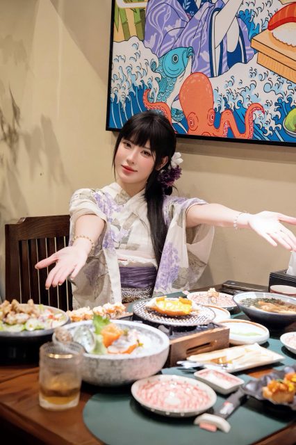 UNa To Uyen - Cùng vk iu Una trải nghiệm bữa ăn đậm chất Nhựt Bổn tại Shiin Sushi…