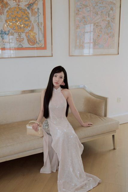 Trịnh Lâm Oanh - Chọn dùm mình 1 tấm đẹp để đăng fb đi ạ