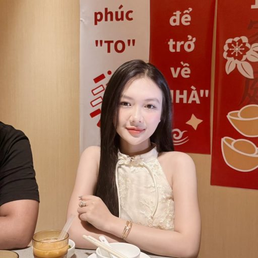 Lê Ngọc Thuỳ Trang - 77777777777