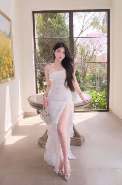 Trần Bích Triều Tiên - Do vướng lịch trình cá nhân, mình xin phép không tham gia Valentine…