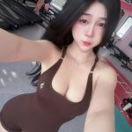 Nguyễn Phạm Tú Uyên - Khi chồng to tiếng thì chúng ta nên: B__C__