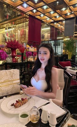 Nịnh Thảo - Lỡ cả đời không rực rỡ thì sao??? Thì phải khoẻ, phải đẹp, phải…