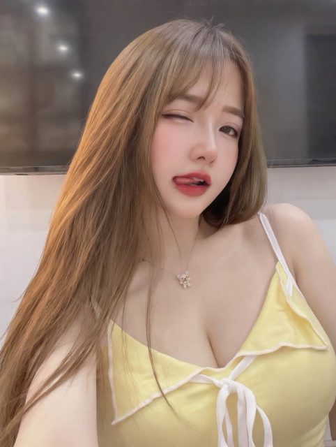 Thùy Trang - Mng và.o post thả cho Trang ikkk , đủ 10k like sẽ đăn.g thêm nhìu bộ…