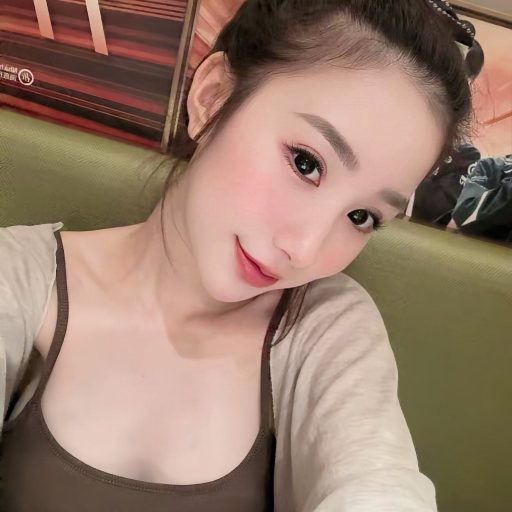 Nguyễn Thuỷ Tiên - 1 câu tâm đắc của bản thân từ tuổi 18! Nếu k sớm tranh thủ tận dụng…
