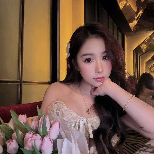 Nguyễn Thuỷ Tiên - Happy birthday too me
