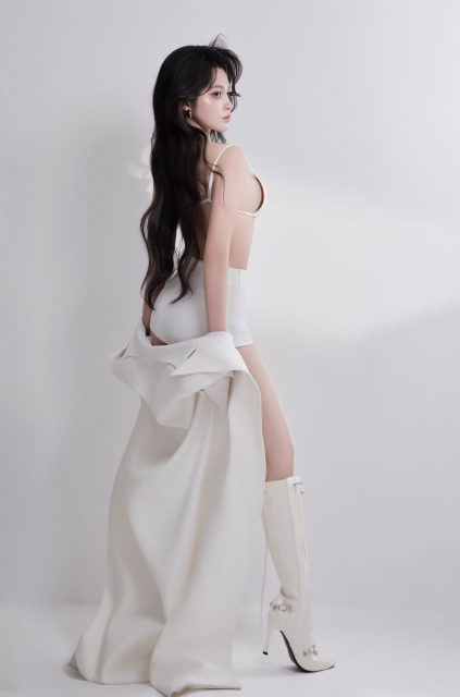 Trần Bích Triều Tiên - Mình rất thích một câu nói: “Đời này, bạn không cần….Xem thêm Photo…
