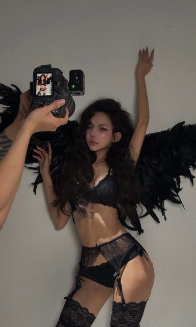Phạm Quỳnh Trang - Bạn trông cô đơn, tôi có thể sửa được điều đó