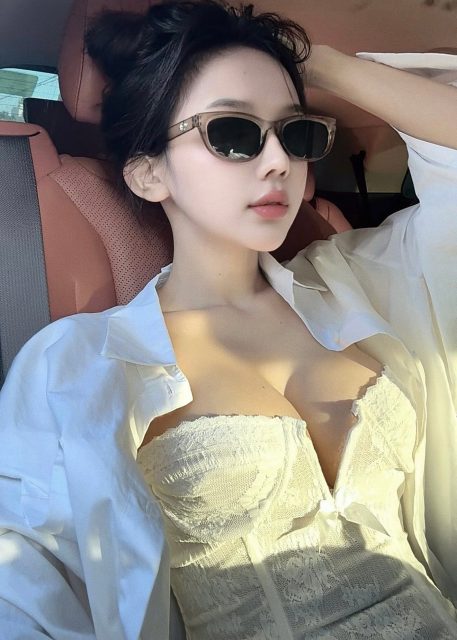 Phạm Quỳnh Trang - chuyến đi cùng bạn bè +++