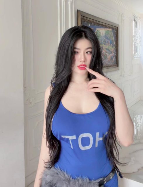 Bích Hoa Nguyễn - Thích thì ngắm, mà lỡ đắm quá thì yêu ..