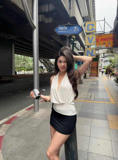 Vo Thuy Hang - Lâu gòi k up hình lên fb