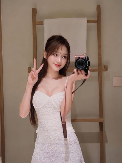 Thảo Uyênn - VỢ anh đã thêm nhiều ảnh mới vào album lừa traiiii :))