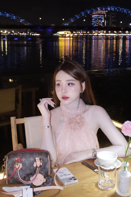 Thúy Hiền - Hi vọng đâu đó trên thế gian này, có một người vì em cười mà hạnh…