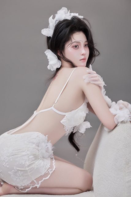Trần Bích Triều Tiên - Đời mà, đã đẹp rồi tình duyên phải lận đận Em tham lam làm gì Photo…
