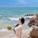 Phạm Thùy Trang - Đi trốn xô bồ