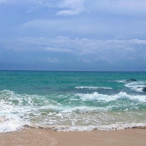 Phạm Thùy Trang - Khởi động mùa hè
