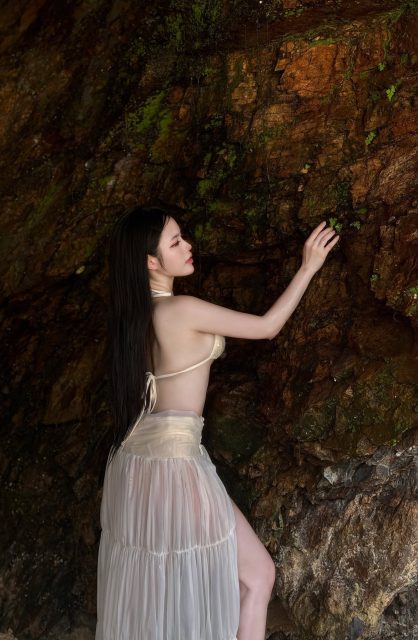 Phạm Thùy Trang - Khởi động mùa hè
