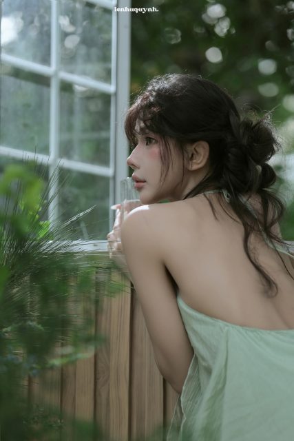 Phạm Quỳnh Trang - cũng hợp vibe này đấy chứ