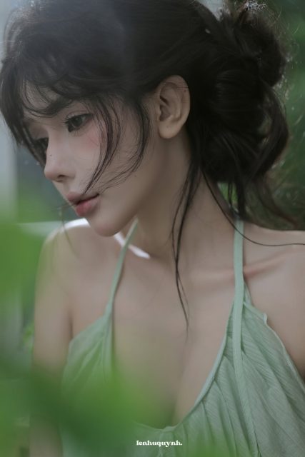 Phạm Quỳnh Trang - cũng hợp vibe này đấy chứ