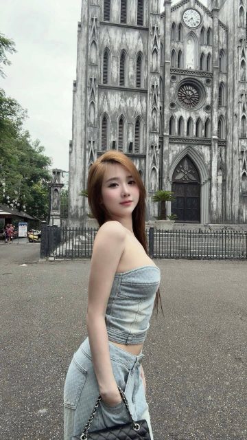 Ly Ly Trần - Nóng cá:)))