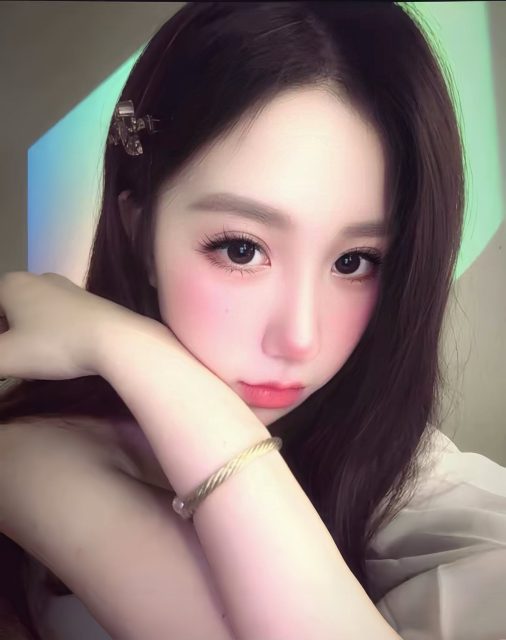 Nguyễn Thuỷ Tiên - Chỉ cần tâm hồn mình là nắng Thì ngày giông bão cũng hoá trời xanh
