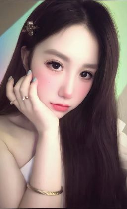 Nguyễn Thuỷ Tiên - Chỉ cần tâm hồn mình là nắng Thì ngày giông bão cũng hoá trời xanh