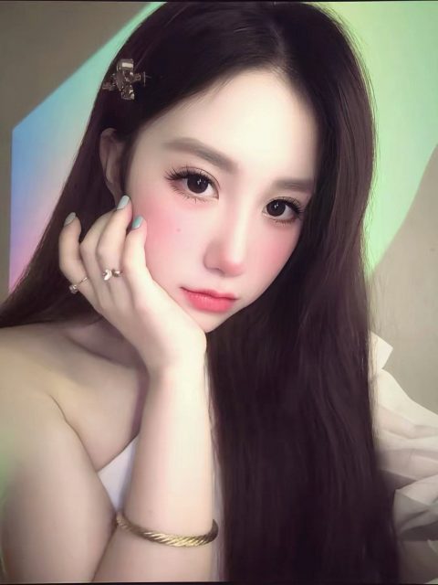 Nguyễn Thuỷ Tiên - Chỉ cần tâm hồn mình là nắng Thì ngày giông bão cũng hoá trời xanh