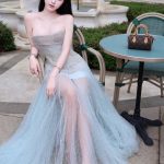Trần Bích Triều Tiên - Lớn lên bạn mới hiểu ….. Xem thêm
