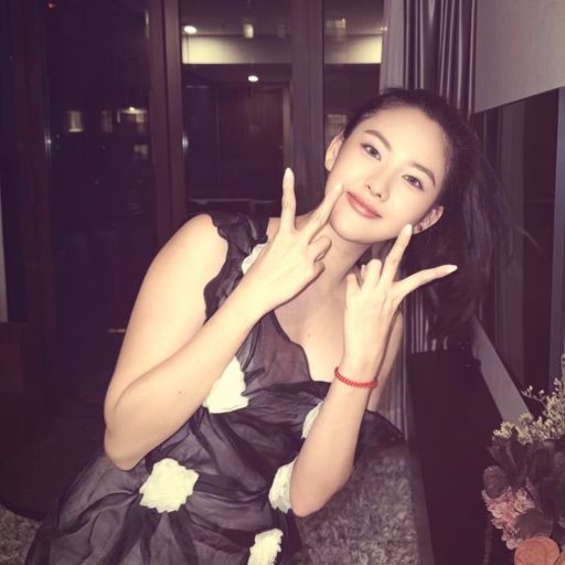 Võ Châu Ngọc - để đây cho đthoai đỡ dung lượng #MustHave #musthaveofficial