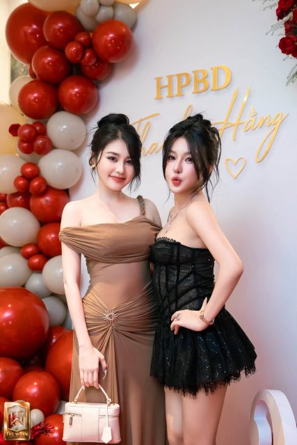 Nguyễn Thanh Hằng - Sinh nhật của xinh nhất Cảm ơn anh zai Tú Xeko nhá chụp xịn quáaa