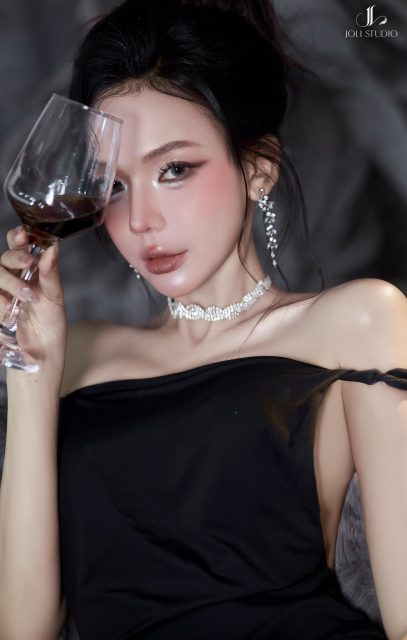 Phạm Quỳnh Trang - hợp với vai phản diệnnn
