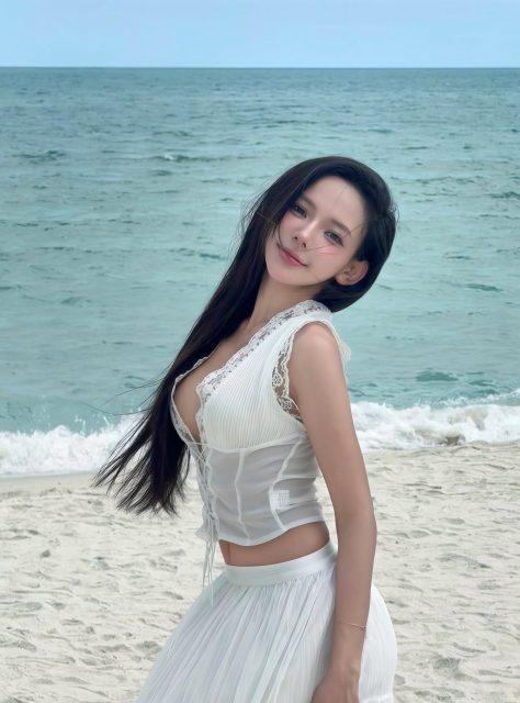 Phạm Quỳnh Trang - ta cứ bỏ hình bắt bóng, đứng núi này trông núi nọ. Rốt cuộc, ta…
