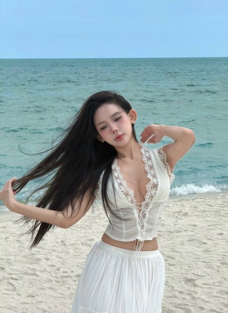 Phạm Quỳnh Trang - ta cứ bỏ hình bắt bóng, đứng núi này trông núi nọ. Rốt cuộc, ta…