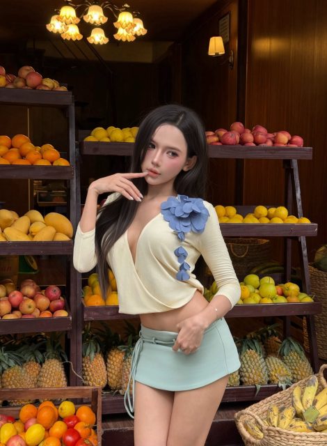 Phạm Quỳnh Trang - tưởng làm con gái mà dễ à ? vậy cứ thử ngồi đợi tin nhắn người ta…