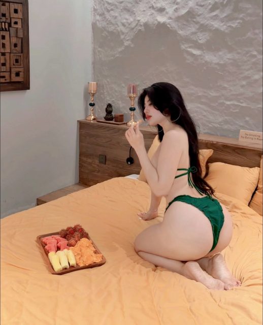 Bích Hoa Nguyễn - 50ka lộn xộn ..