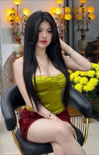 Bích Hoa Nguyễn - Đến hẹn lại lên mà đã đến là không muốn đi đâu nữa luôn , anh chủ…