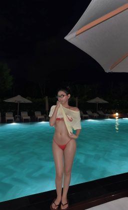 Minh Anh Bui - bikini season