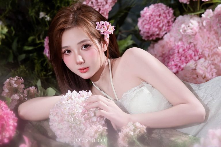 Ly Ly Trần - Có quá nhiều sự xinh đẹp ở đây JOLI Studio