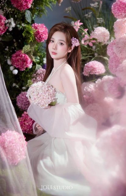Ly Ly Trần - Có quá nhiều sự xinh đẹp ở đây JOLI Studio