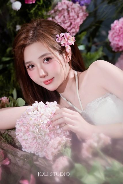 Ly Ly Trần - Có quá nhiều sự xinh đẹp ở đây JOLI Studio