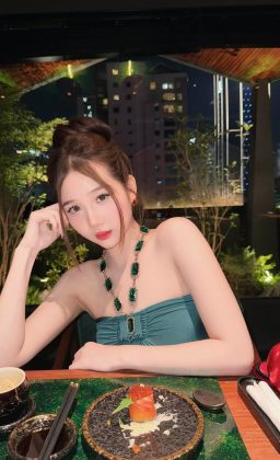 Ly Ly Trần - Mình thích người khiến mình cười Nhưng mình sẽ chọn người khiến mình…