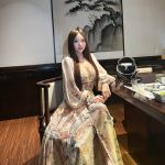 Ly Ly Trần - Những gì tốt đẹp thường hay đến muộn đó là lí do tại sao mình hay…