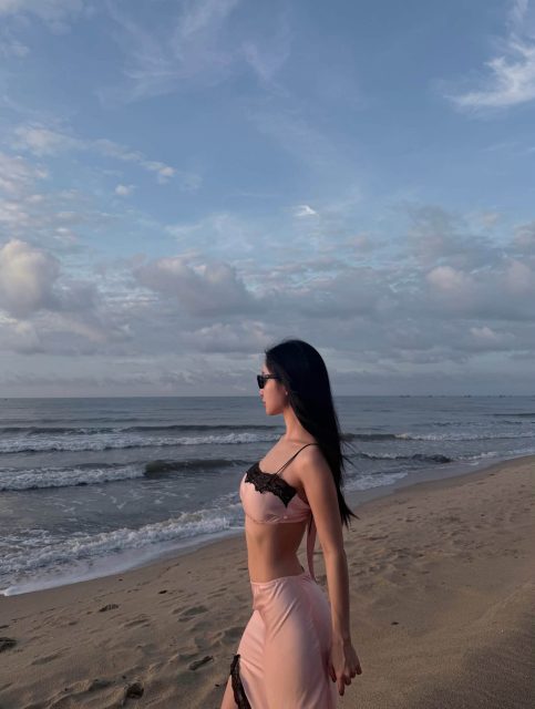 Vũ Phương Anh - Dậy ngắm bình minh rùi đi ngủ