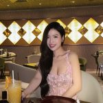Trịnh Lâm Oanh - Đi date cùng với người đẹp