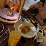 Trịnh Lâm Oanh - Đi date cùng với người đẹp