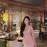 Trịnh Lâm Oanh - Đi date cùng với người đẹp